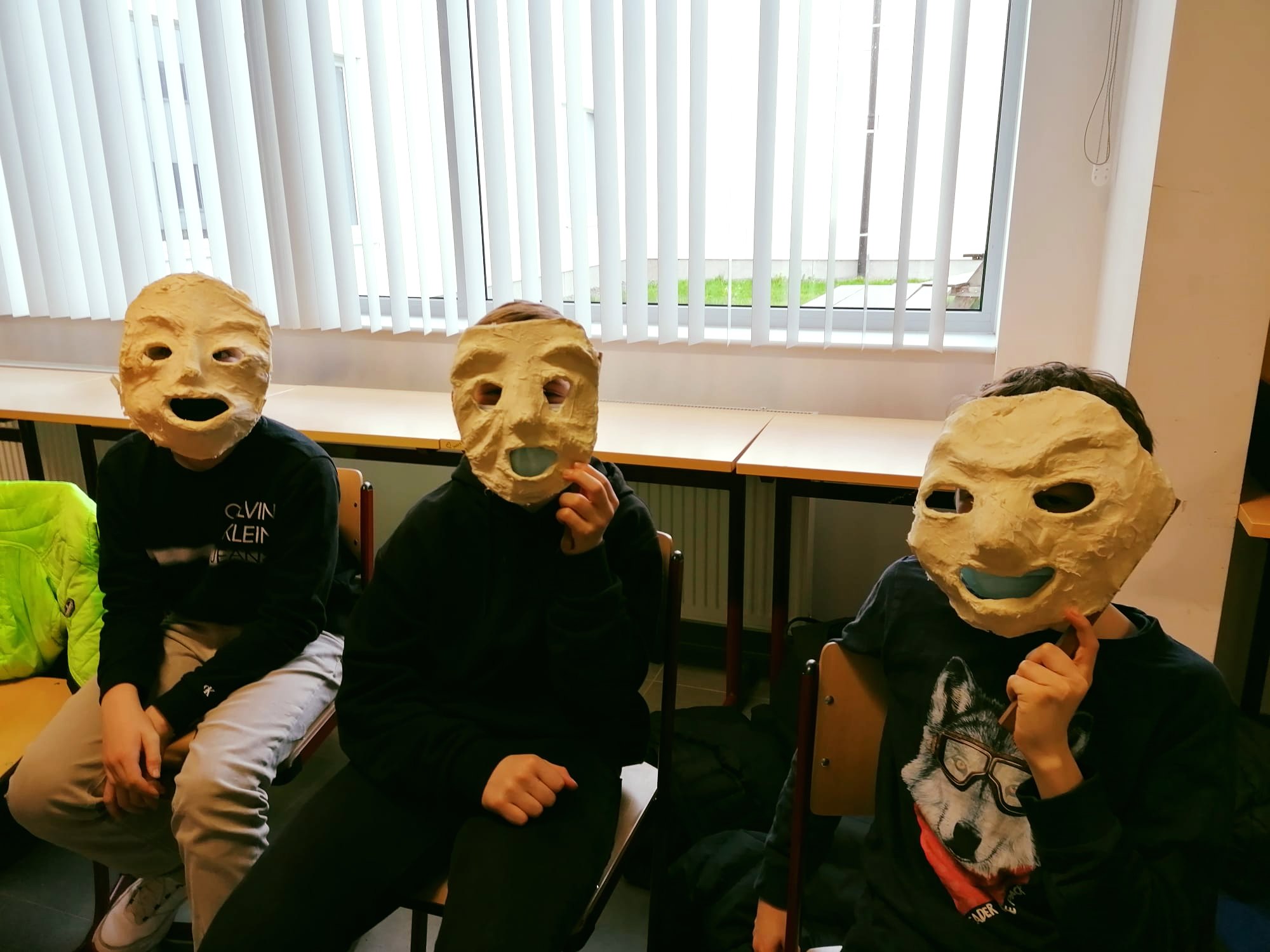 Leerlingen met masker